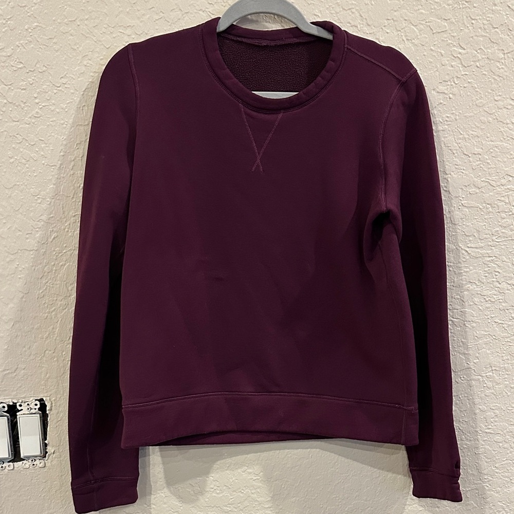 Lululemon Purple crewneck Sweatshirt